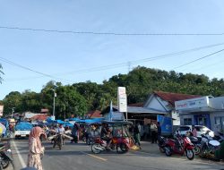 Melihat Suasana Pasar Tradisional Pellattoang Yang Seringkali Menuai Sorotan Dikalangan Pengguna Jalan