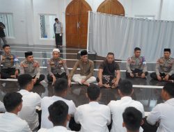 Jangan Gadaikan Masa Depan demi Keinginan Sesaat! Lewat Subuh Keliling, Kabidpropam dan Kabidkum Polda Sulbar Ingatkan Bintara Remaja Bahaya Judol dan Pinjol